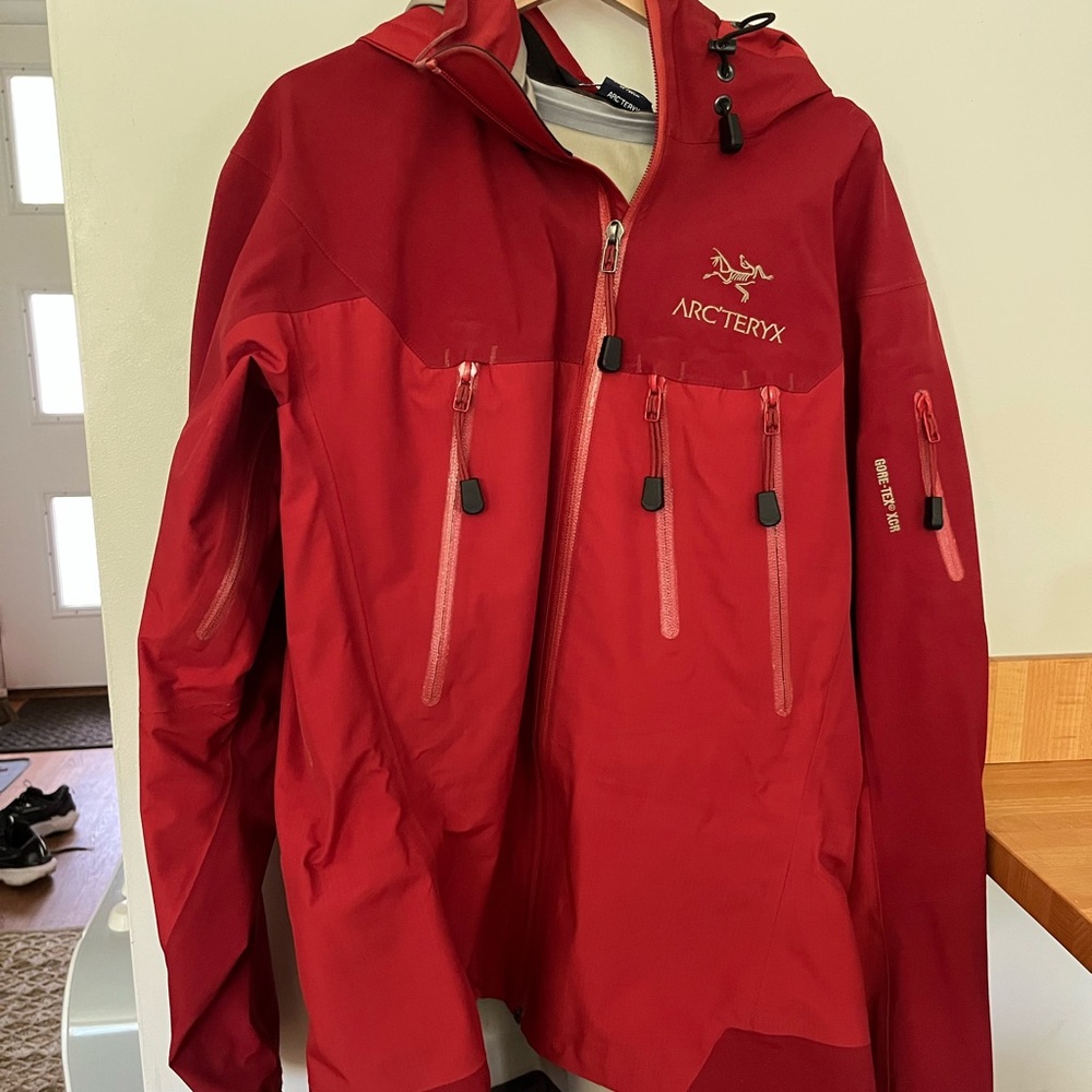 Arc'teryx water proof shell jacket